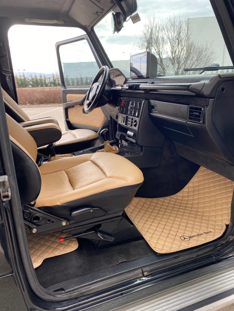 Mercedes-Benz G G320, снимка 13 - Автомобили и джипове - 48766311