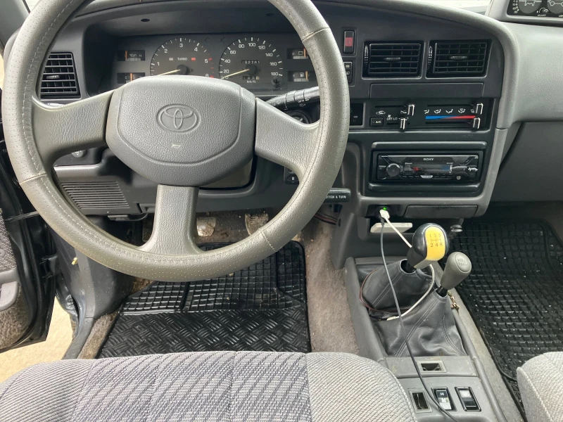 Toyota 4runner, снимка 8 - Автомобили и джипове - 49179049