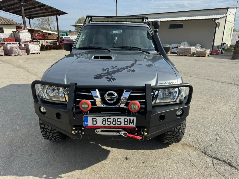 Nissan Patrol, снимка 5 - Автомобили и джипове - 52479764