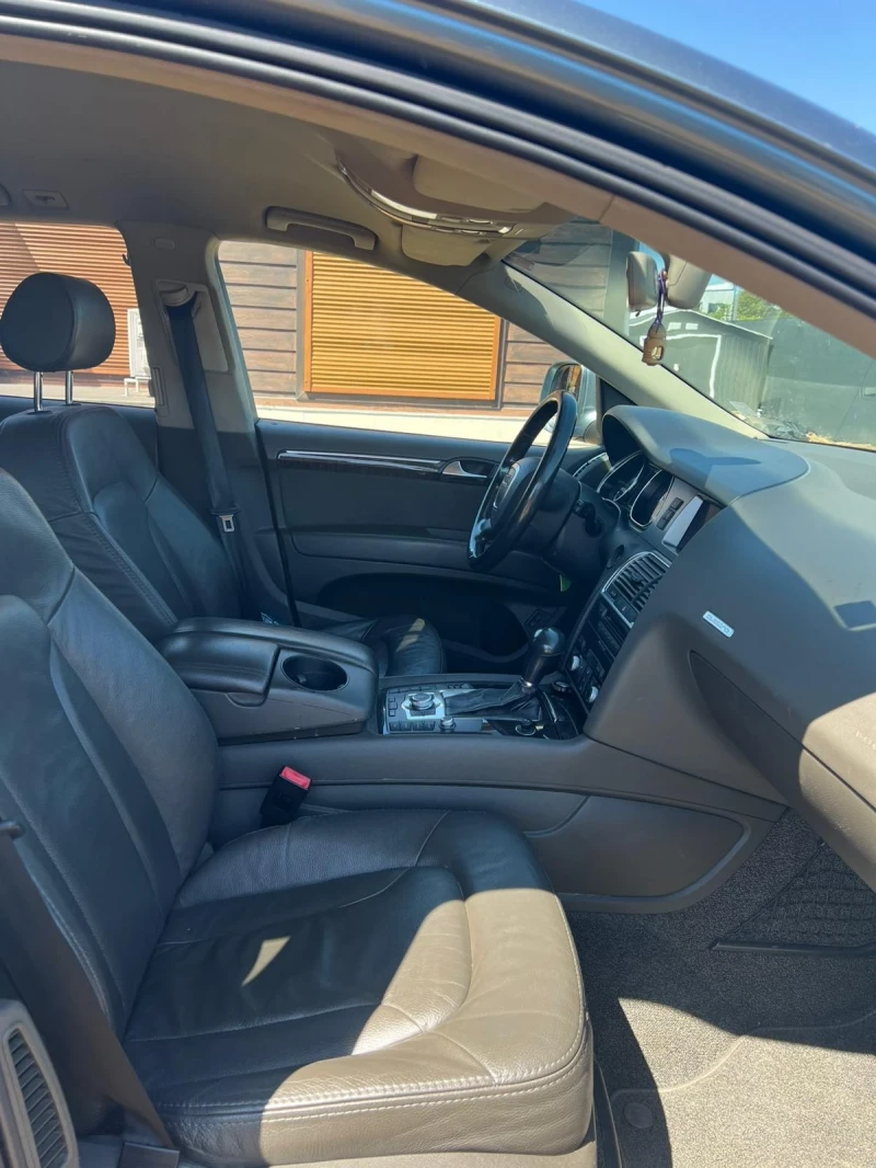 Audi Q7, снимка 6 - Автомобили и джипове - 51984883