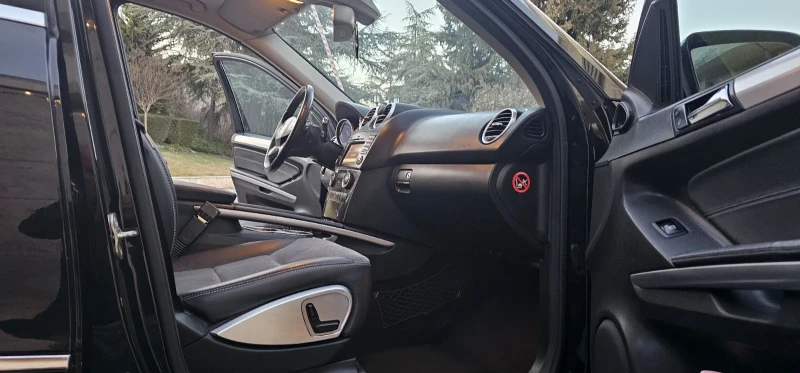 Mercedes-Benz ML 320 ML320CDI, снимка 11 - Автомобили и джипове - 53131998