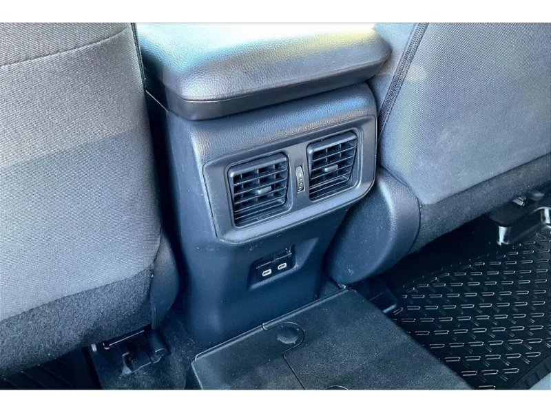 Toyota Rav4 * AWD Toyota Safety Sense | Heated Seats * CARFAX , снимка 16 - Автомобили и джипове - 53213491