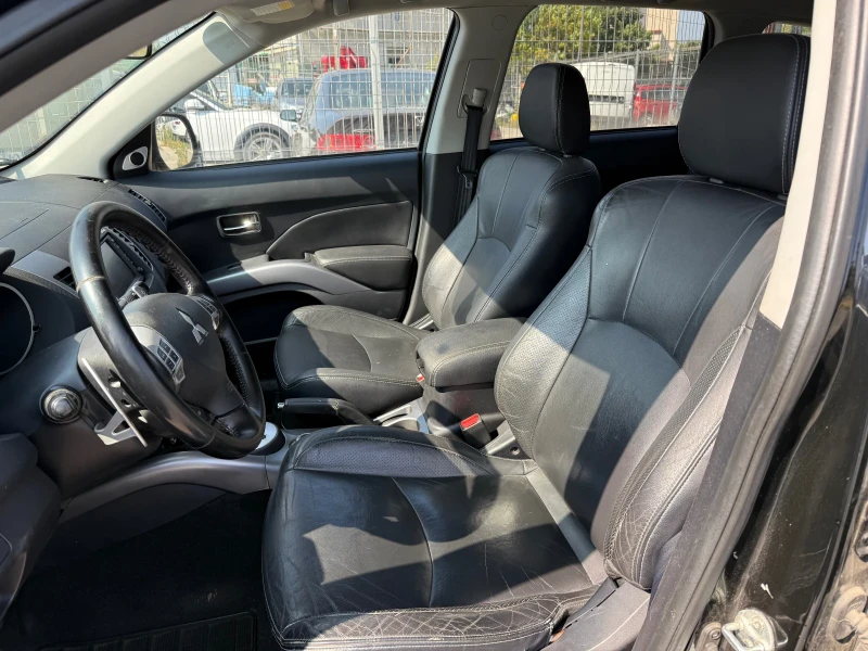 Mitsubishi Outlander 2.4i 170kc 4х4 7м, снимка 8 - Автомобили и джипове - 53290320