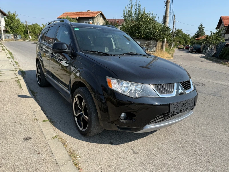 Mitsubishi Outlander 2.4i 170kc 4х4 7м, снимка 3 - Автомобили и джипове - 53290320