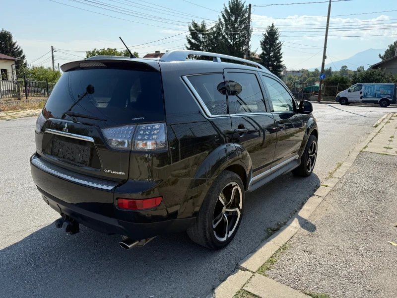Mitsubishi Outlander 2.4i 170kc 4х4 7м, снимка 7 - Автомобили и джипове - 53290320