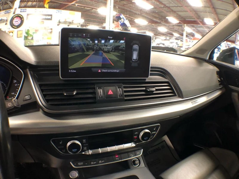 Audi Q5 TECHNIK AWD LEATHER PAN/ROOF NAV B/SPOT CAMERA, снимка 14 - Автомобили и джипове - 53418040