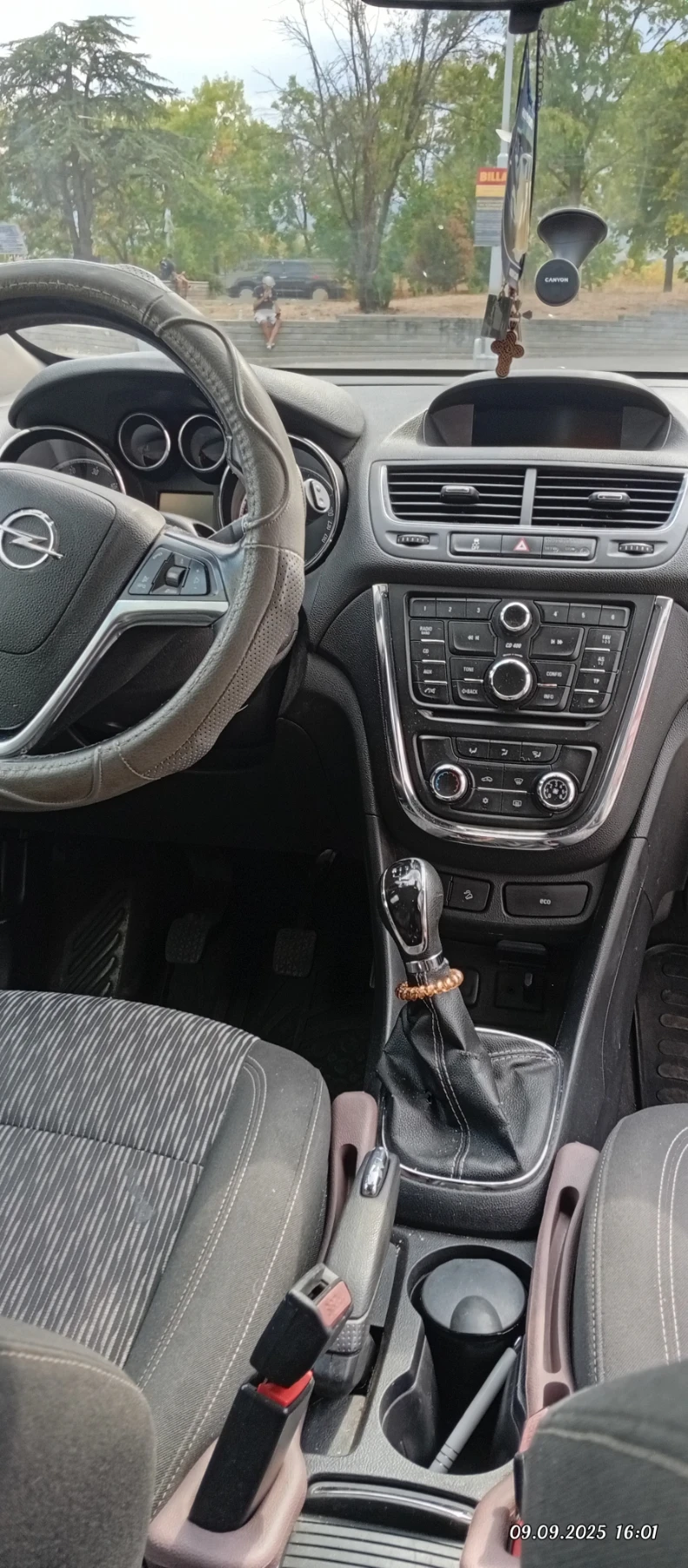 Opel Mokka, снимка 5 - Автомобили и джипове - 53047010