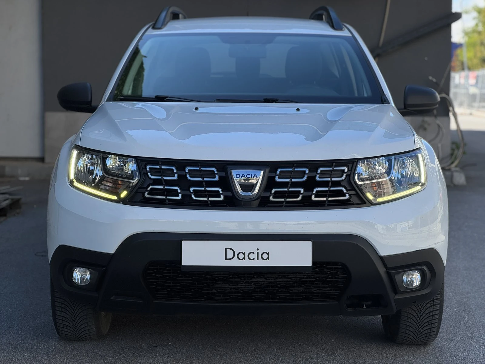 Dacia Duster N1 // 1.6i Газ/Бензин // Върнат от лизинг - изображение 3