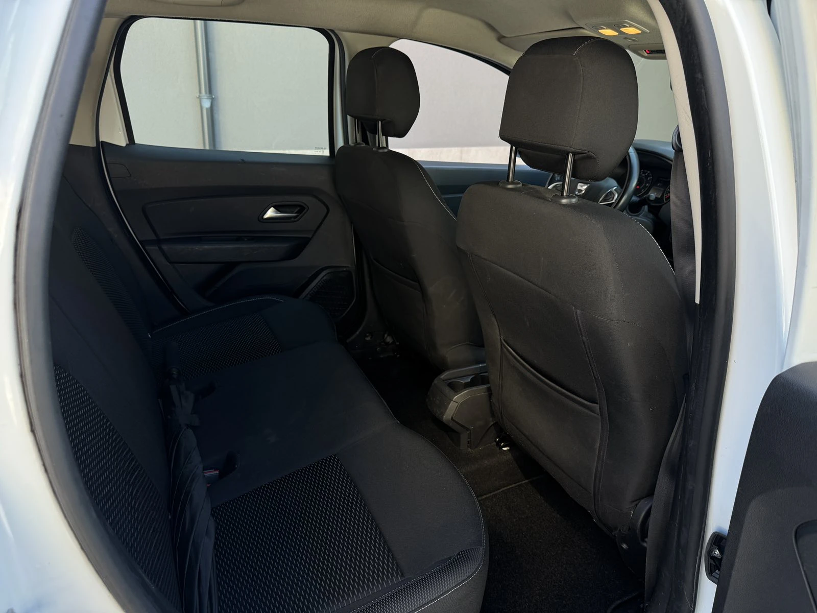Dacia Duster N1 // 1.6i Газ/Бензин // Върнат от лизинг - изображение 7