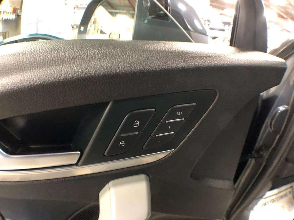 Audi Q5 TECHNIK AWD LEATHER PAN/ROOF NAV B/SPOT CAMERA - изображение 10