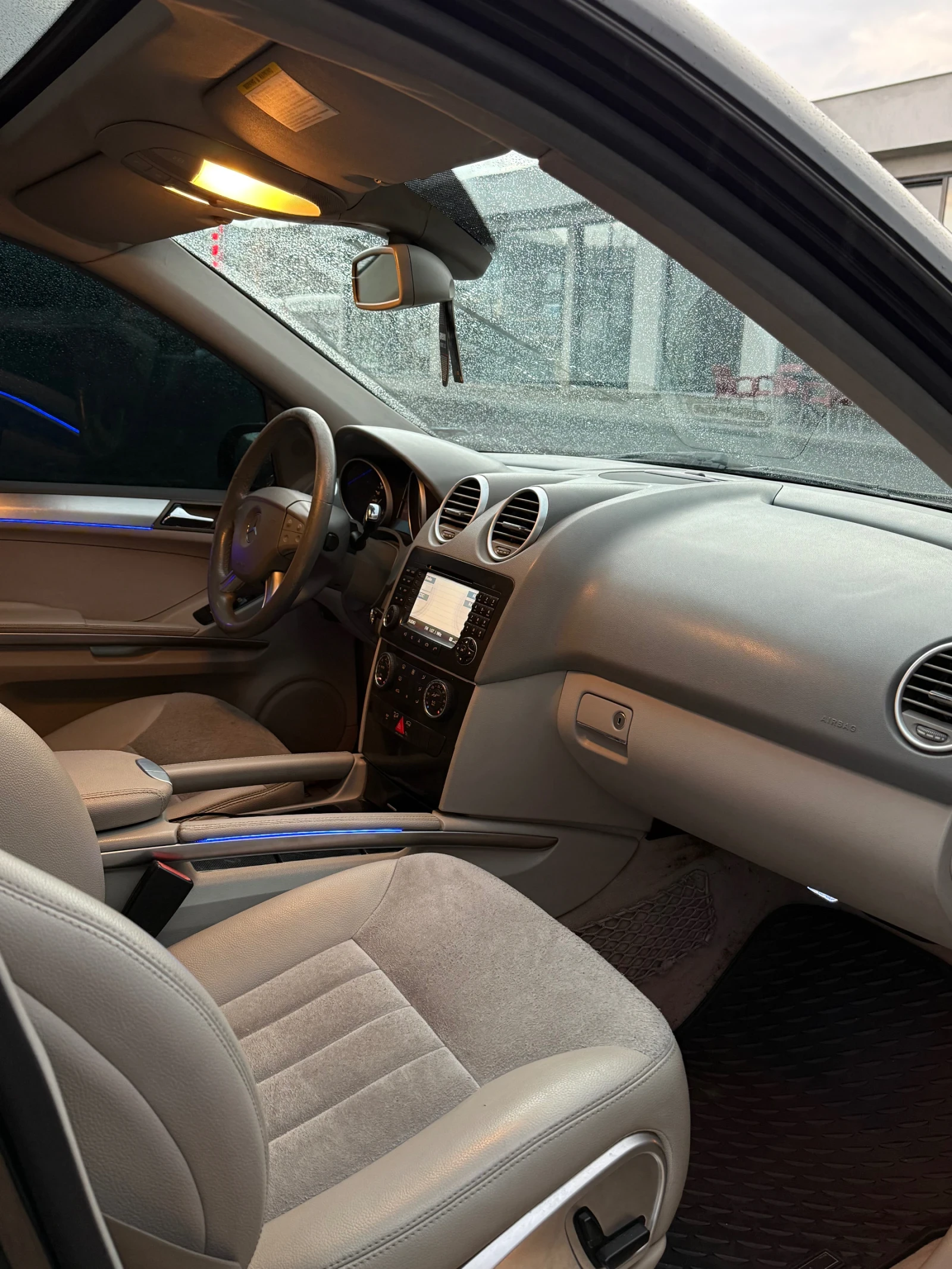 Mercedes-Benz ML 320 TOP!, снимка 5 - Автомобили и джипове - 54167984