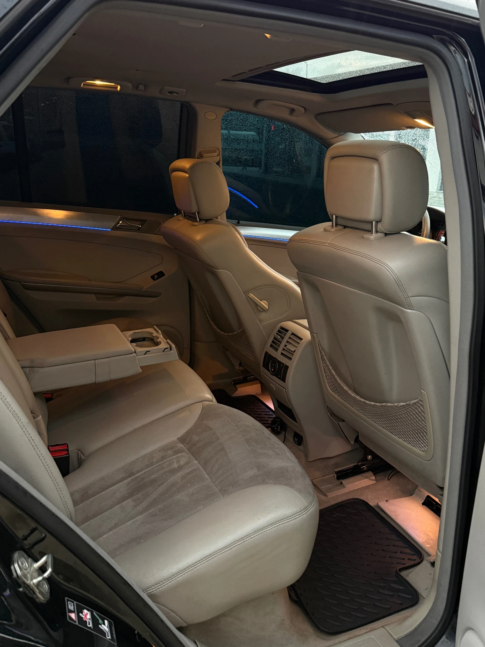 Mercedes-Benz ML 320 TOP!, снимка 7 - Автомобили и джипове - 54167984