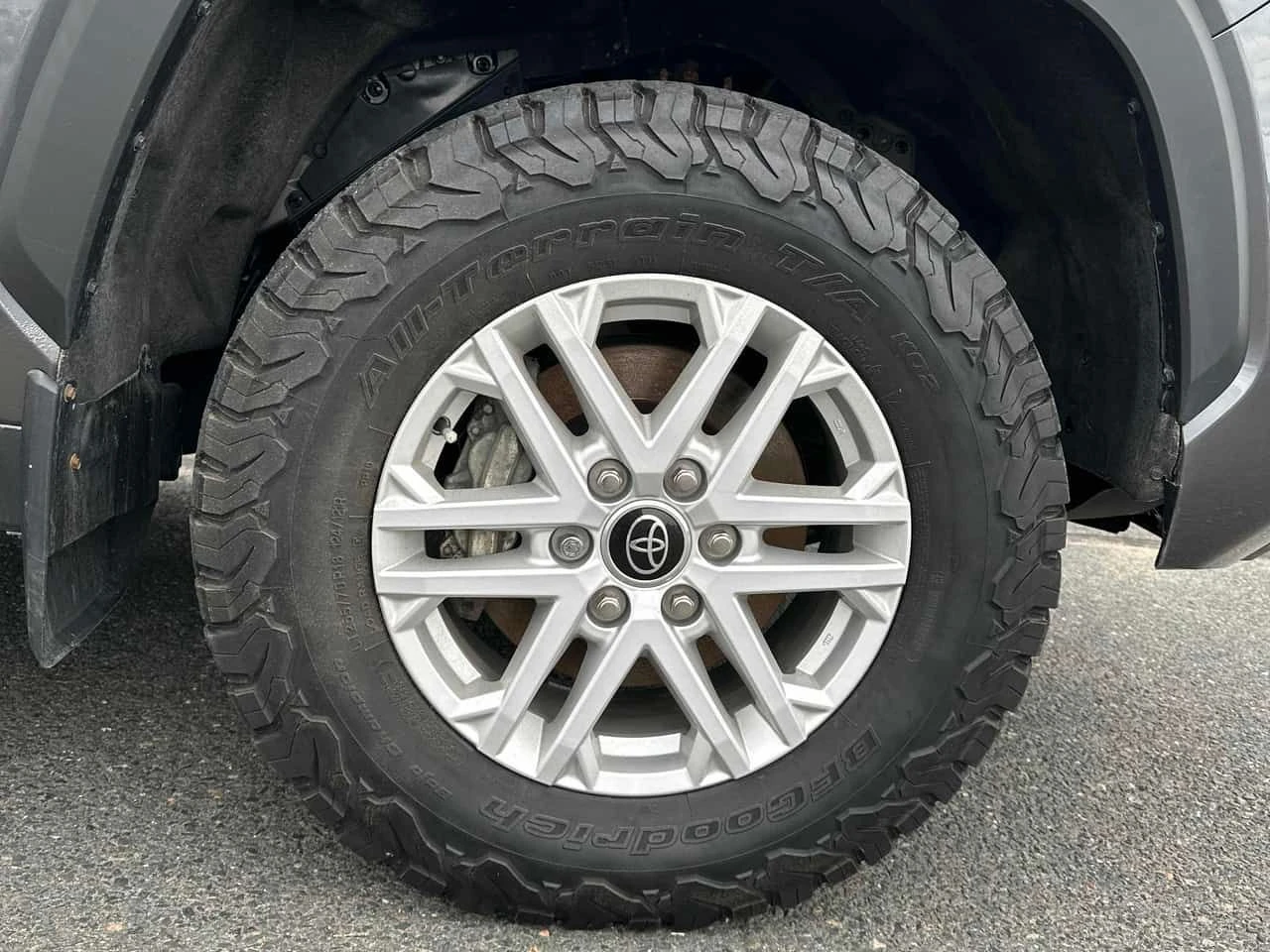 Toyota Tundra * 4x4 Crewmax SR * 2 �����* �������* KEYLESS*  | Mobile.bg � ����������� 7