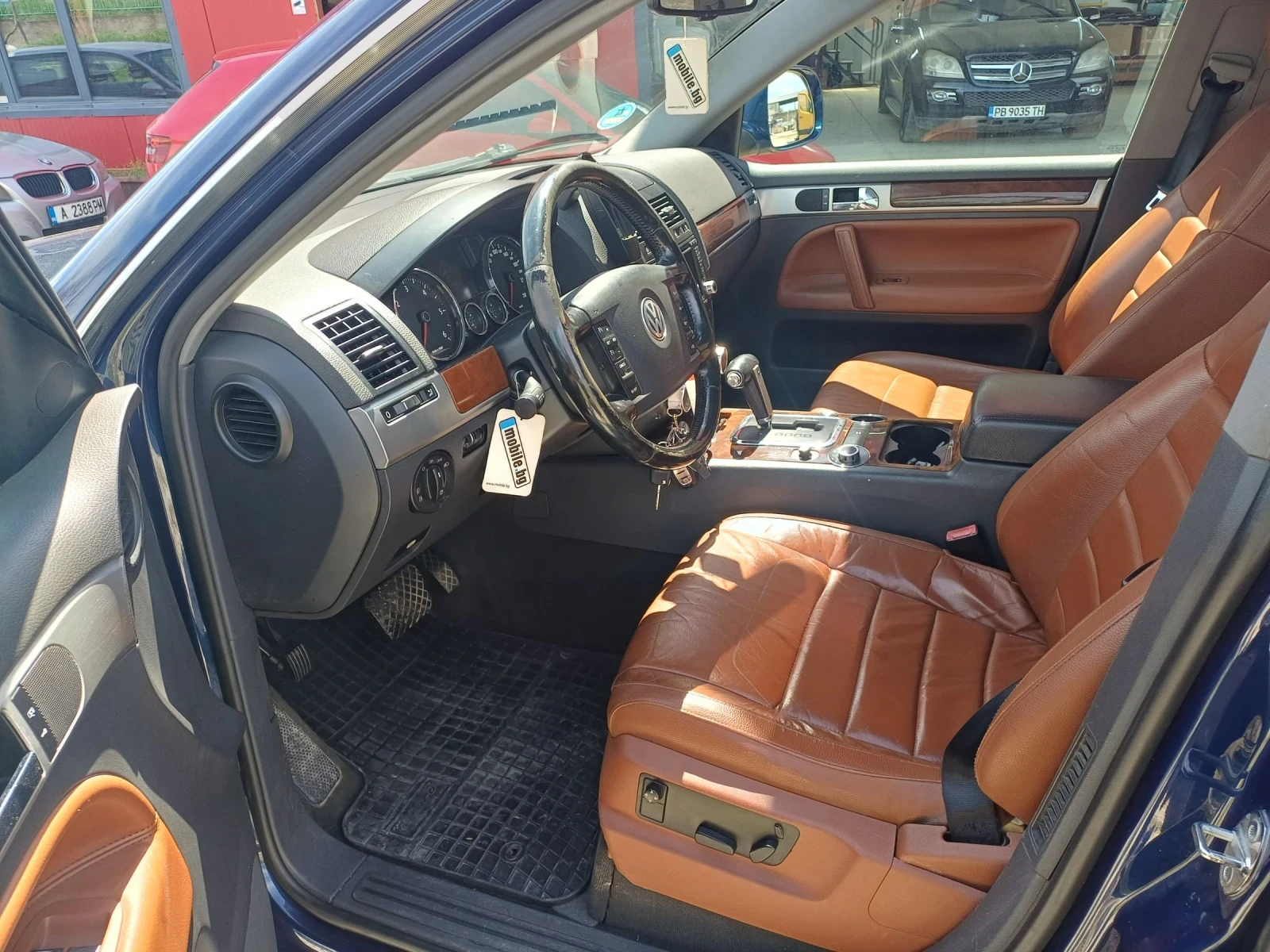 VW Touareg 3, 0tdi, Full eksti., снимка 8 - Автомобили и джипове - 54321797