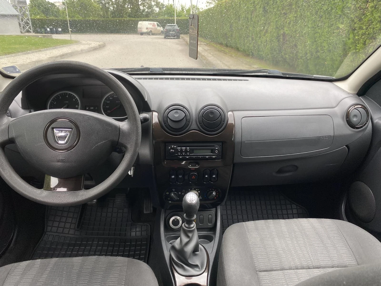Dacia Duster 1.6 4x4 110cv, 152 000 km!!!, снимка 8 - Автомобили и джипове - 54646077