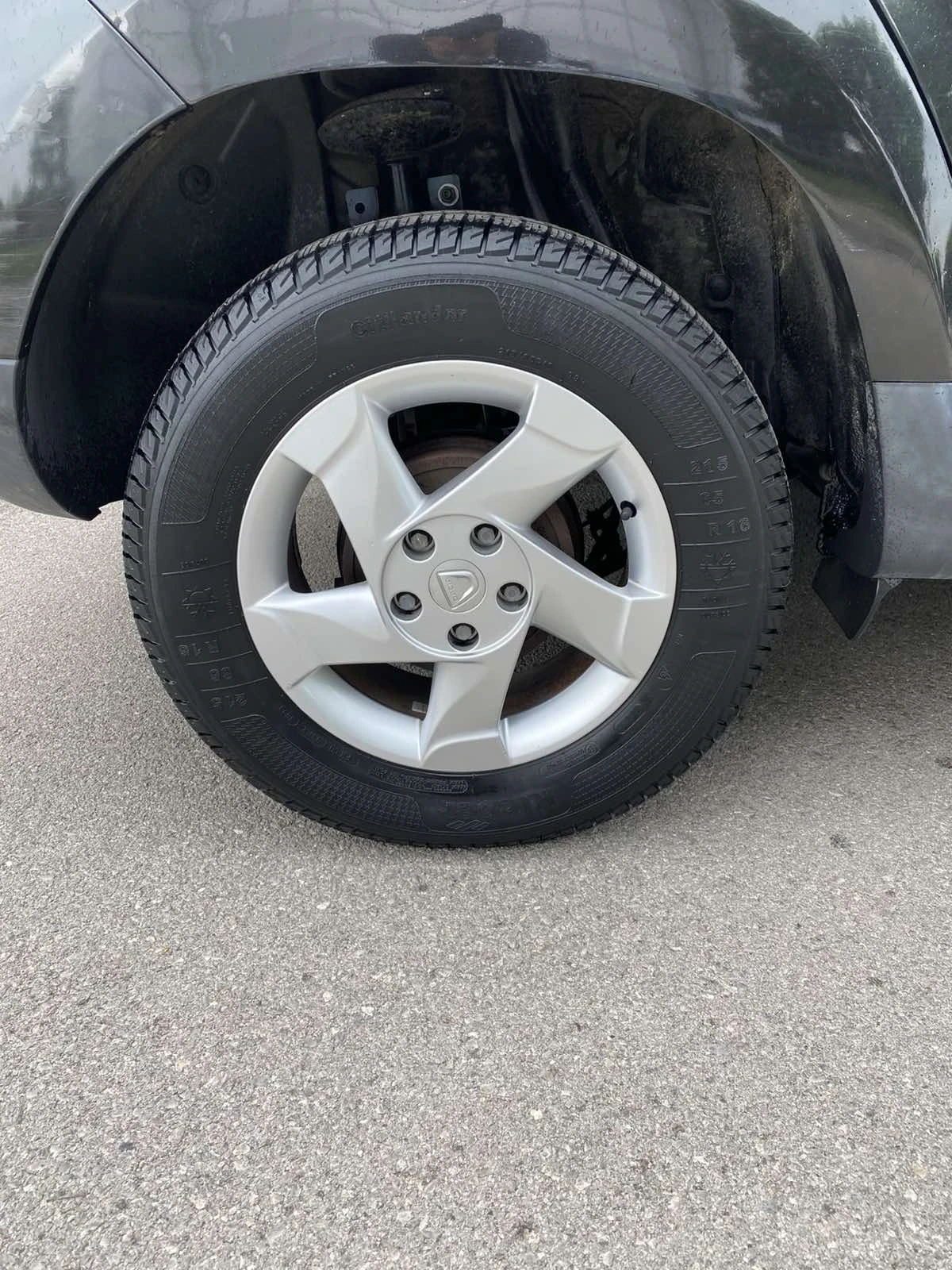 Dacia Duster 1.6 4x4 110cv, 152 000 km!!!, снимка 15 - Автомобили и джипове - 54646077