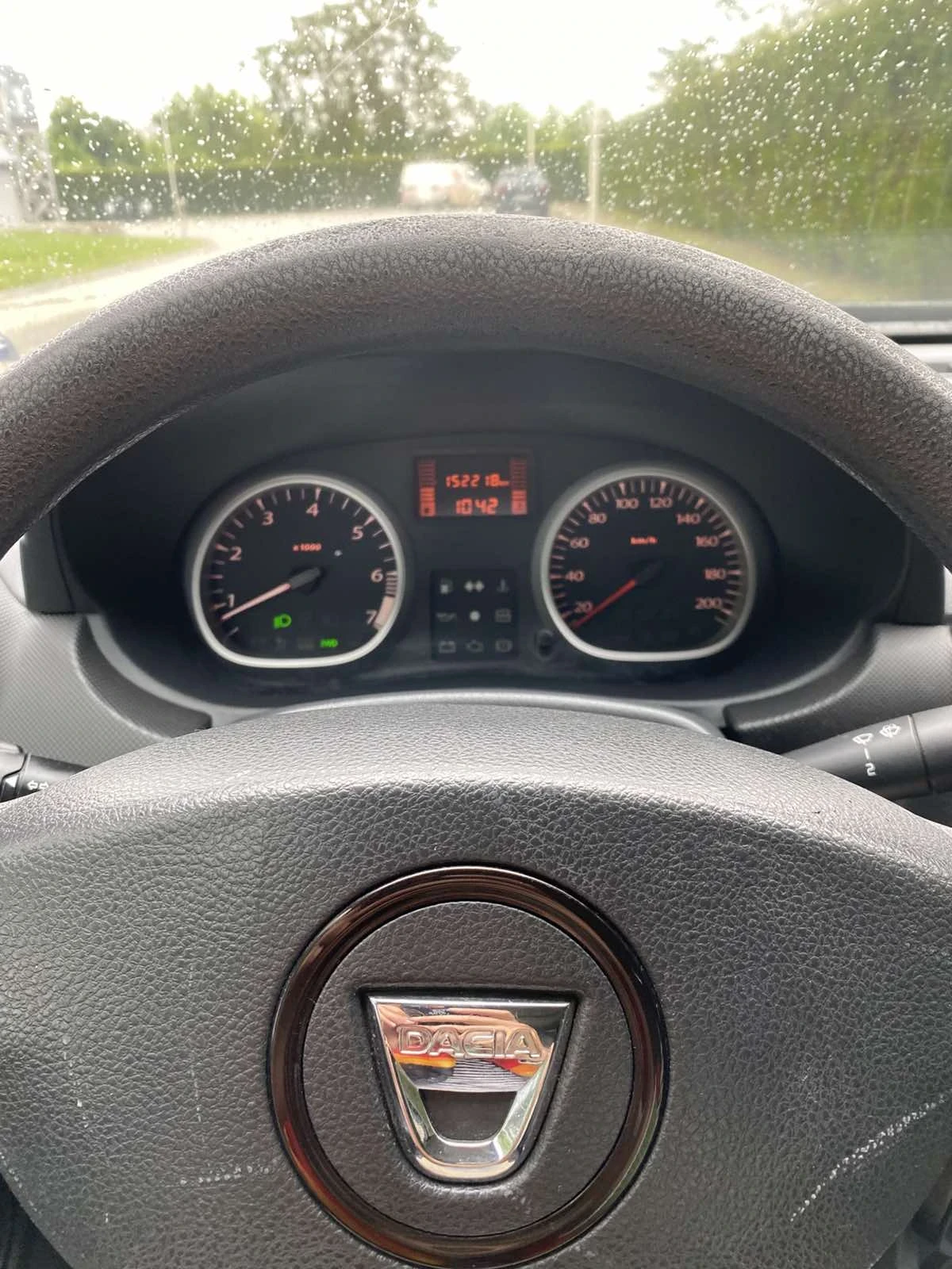 Dacia Duster 1.6 4x4 110cv, 152 000 km!!!, снимка 12 - Автомобили и джипове - 54646077