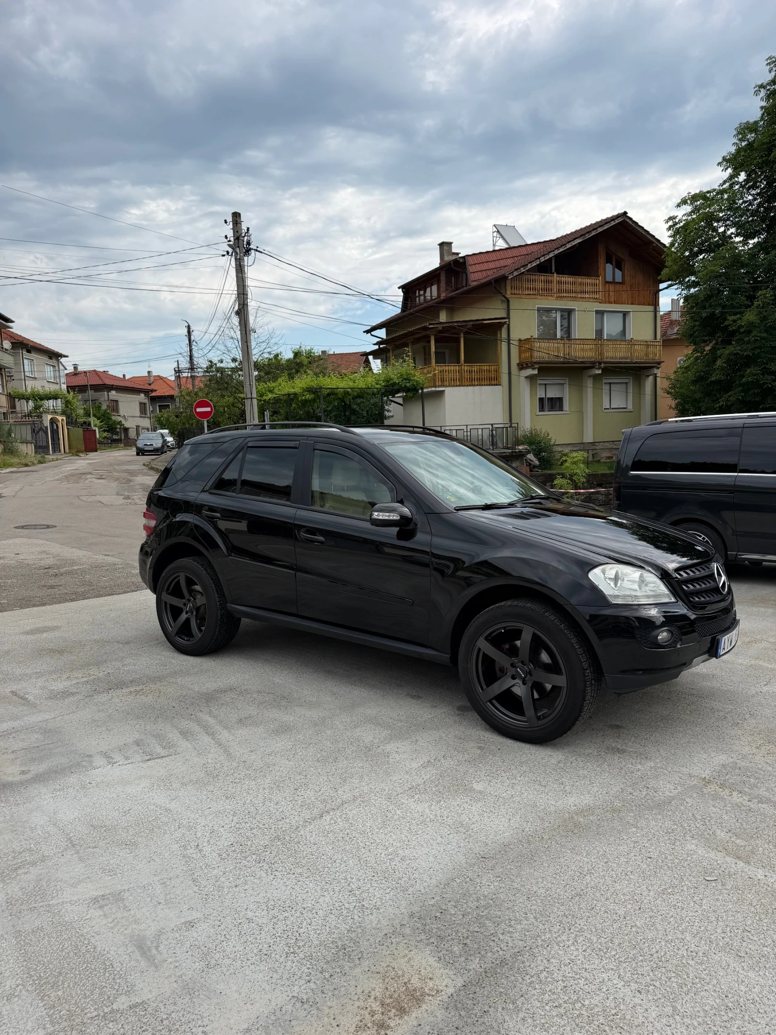 Mercedes-Benz ML 320, снимка 5 - Автомобили и джипове - 54774927