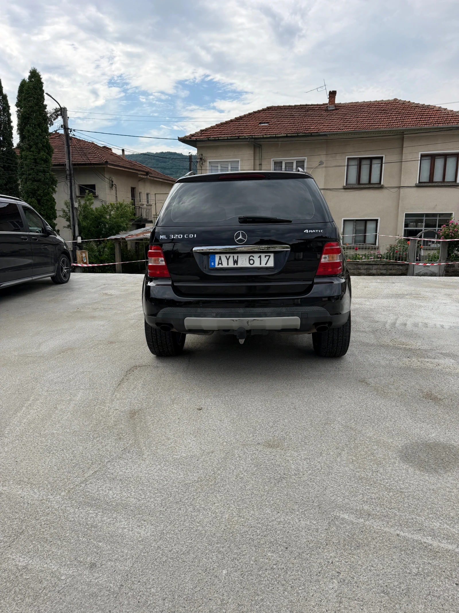 Mercedes-Benz ML 320, снимка 4 - Автомобили и джипове - 54774927