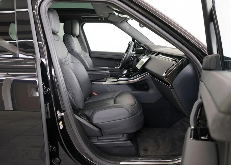 Land Rover Range Rover Sport D350 AUTOBIOGRAPHY/BLACK/MERIDIAN/PANO/360/HEADUP, снимка 8 - Автомобили и джипове - 54866555