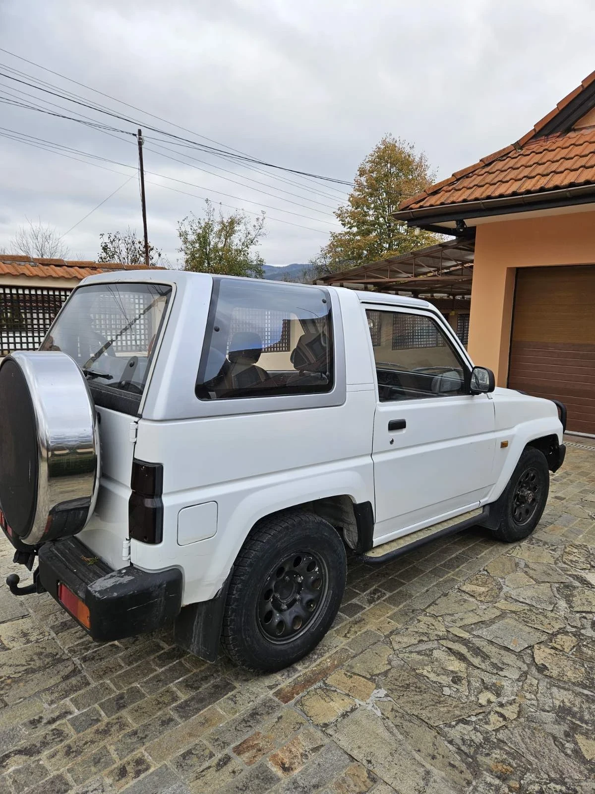 Daihatsu Feroza, снимка 4 - Автомобили и джипове - 55072718