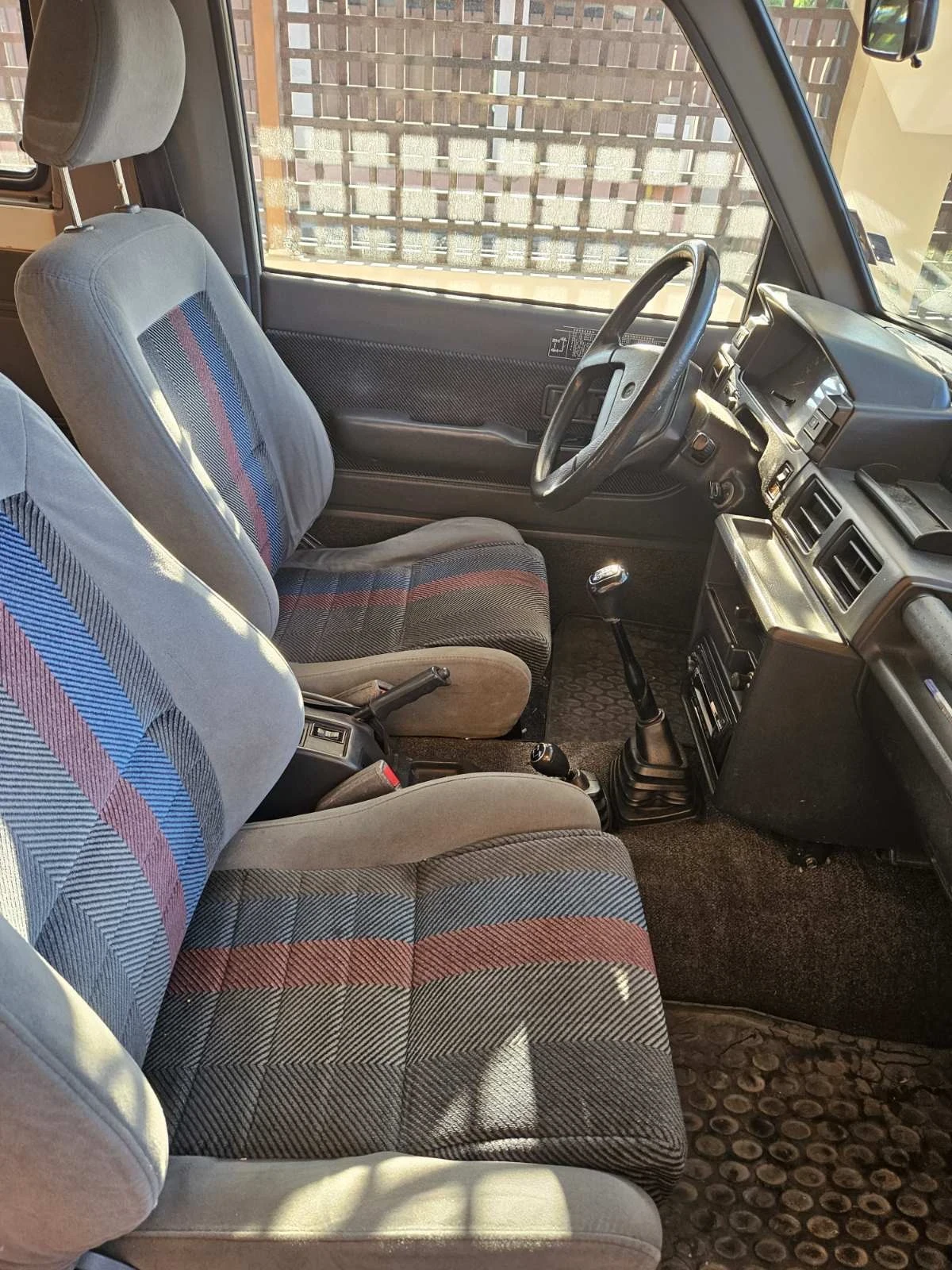 Daihatsu Feroza, снимка 8 - Автомобили и джипове - 55072718