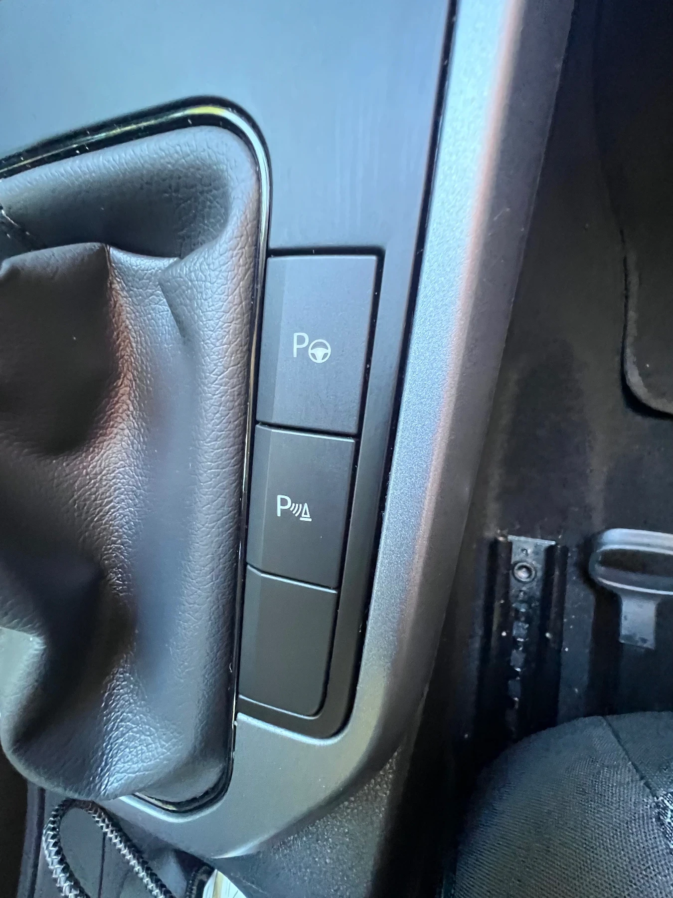 Seat Arona, снимка 7 - Автомобили и джипове - 55080988