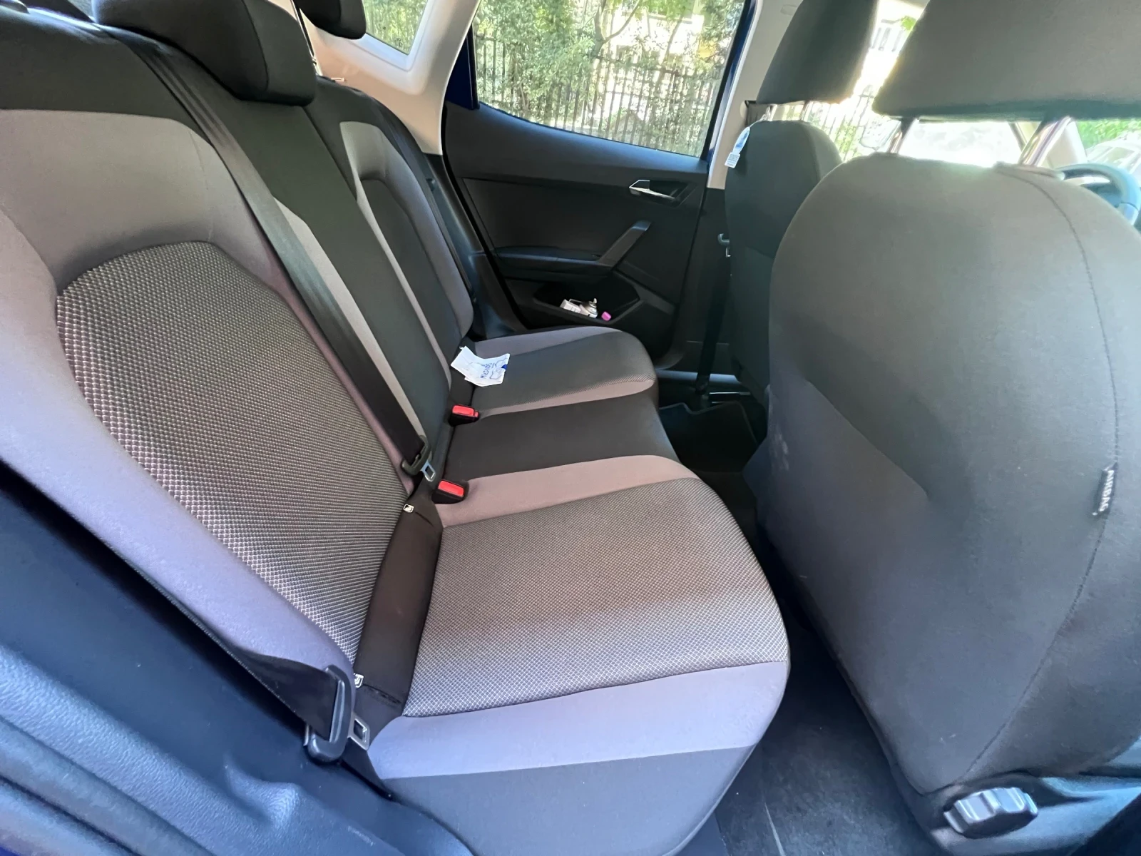 Seat Arona, снимка 9 - Автомобили и джипове - 55080988