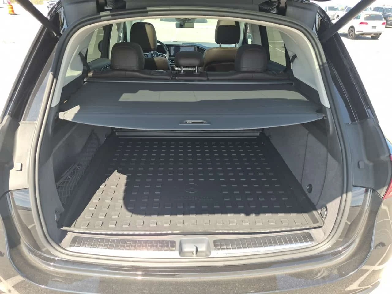Mercedes-Benz GLE 450 AMG PACK / DISTRONIC / 360 / BURMESTER / MEMORY , снимка 14 - Автомобили и джипове - 55638017