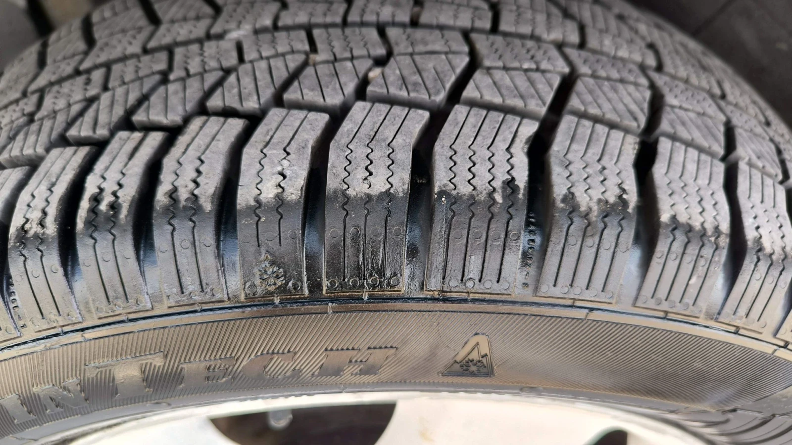 Honda Hr-v 1.6i, снимка 10 - Автомобили и джипове - 55680568