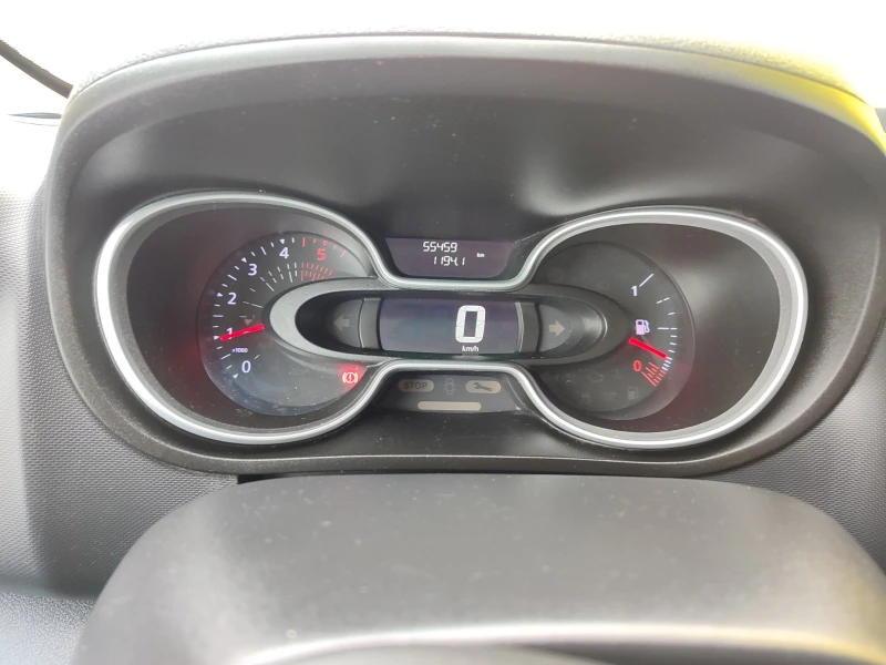 Renault Trafic L1H1 ENERGY 2.0 dCi (120hp) MT6, снимка 14 - Бусове и автобуси - 53241181