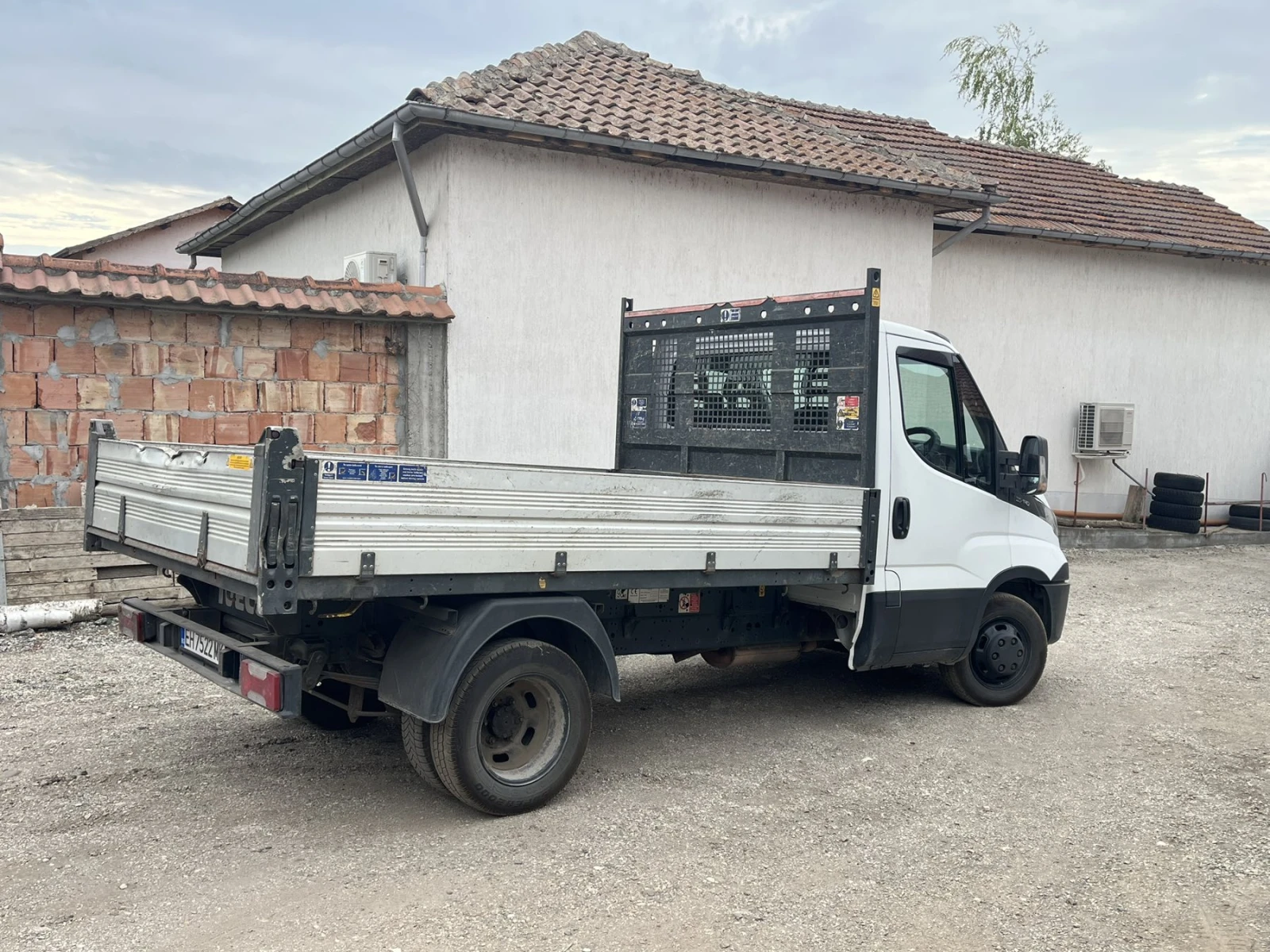Iveco Daily, снимка 3 - Бусове и автобуси - 55896201
