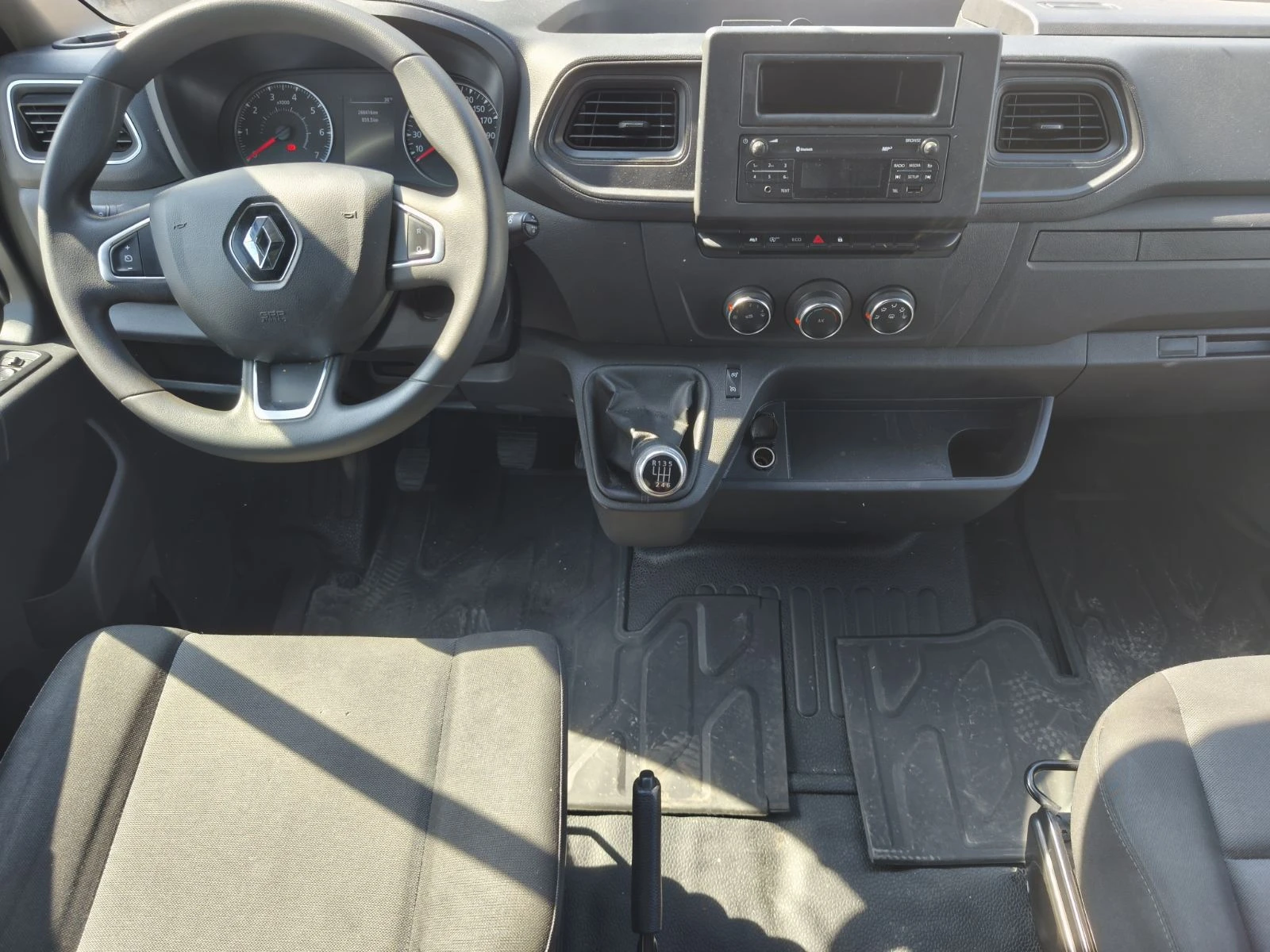 Renault Master 10ПАЛЕТА//ДВОЙНА КАБИНА//ЛИЗИНГ, снимка 9 - Бусове и автобуси - 56148953