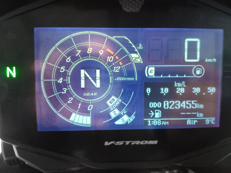 Suzuki V-strom 1050 ABS TC LED, снимка 13 - Мотоциклети и мототехника - 52584129