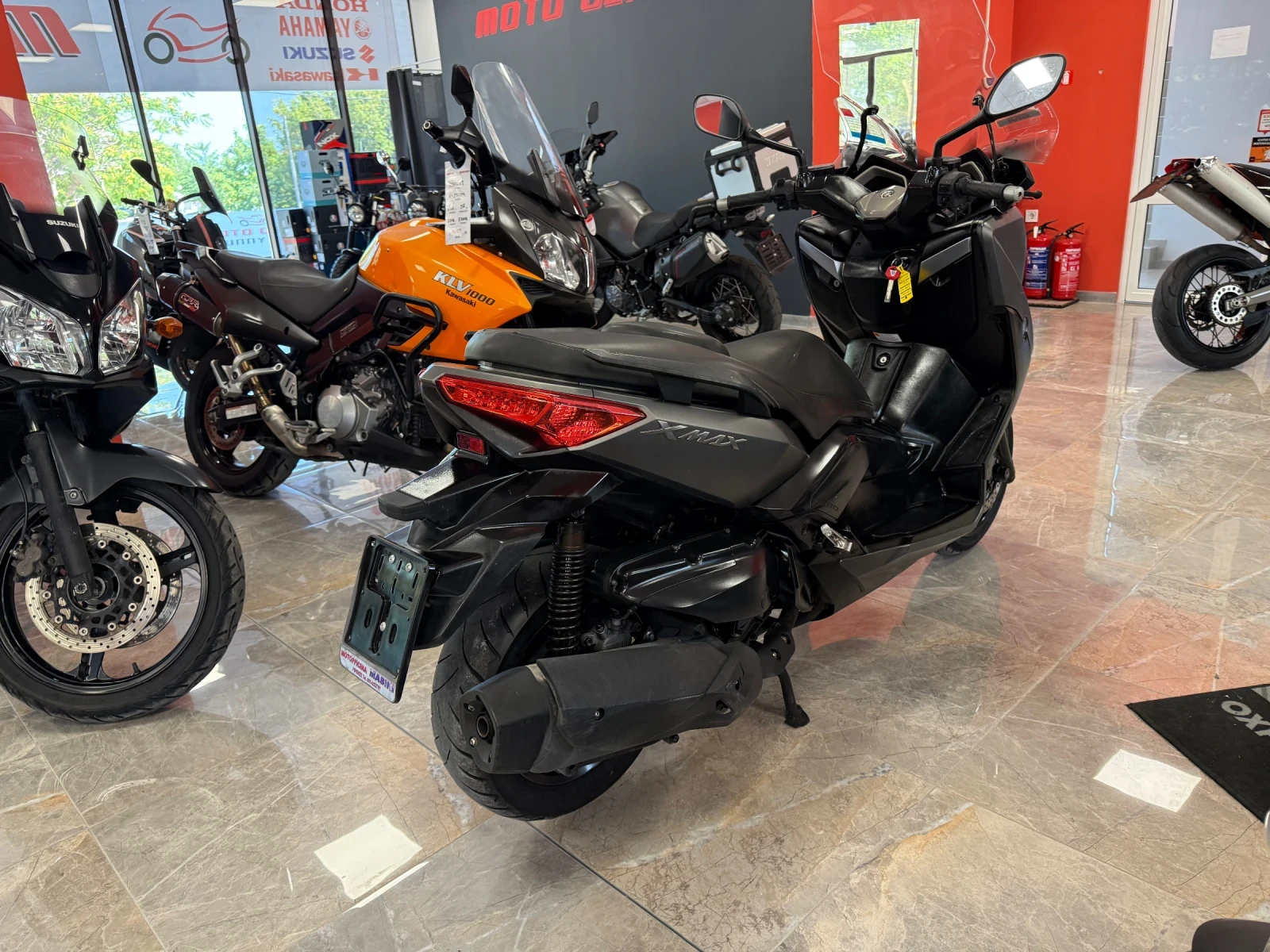 Yamaha X-max 400ABS - изображение 4