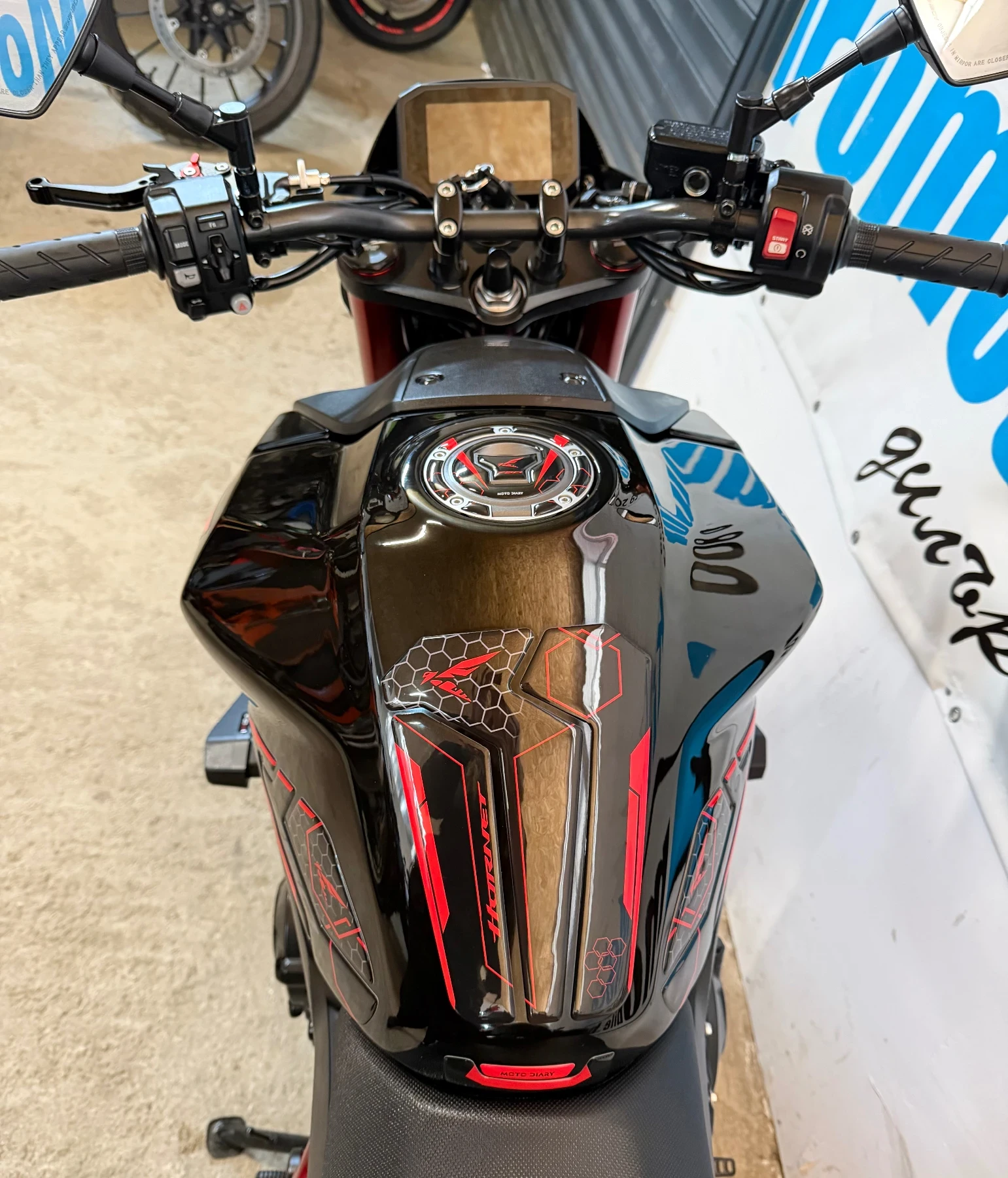 Honda Hornet 750i ABS TCS 2024г!, снимка 11 - Мотоциклети и мототехника - 53828247