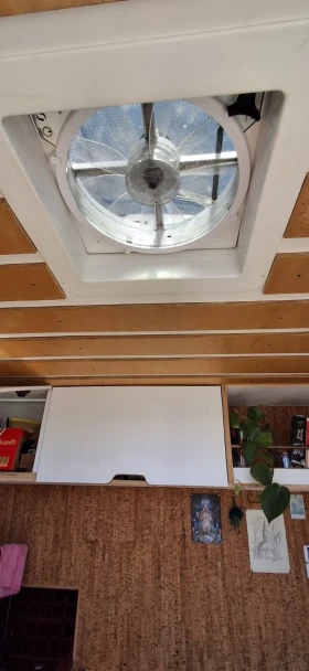  Mercedes-Benz  Sprinter  | Mobile.bg    7