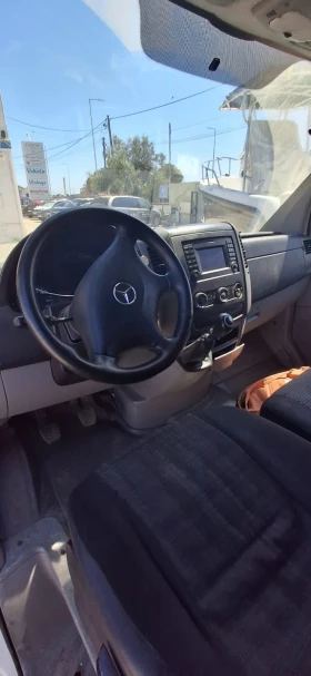  Mercedes-Benz  Sprinter  | Mobile.bg    11
