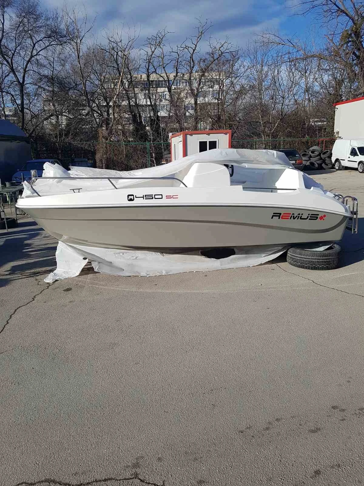 Лодка Remus 450 Open - изображение 9