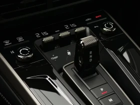 Porsche 911 992.2 TURBO S CABRIO/CARBON/CERMAIC/BURM/LIFT/360/, снимка 15