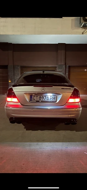 Mercedes-Benz E 320, снимка 5