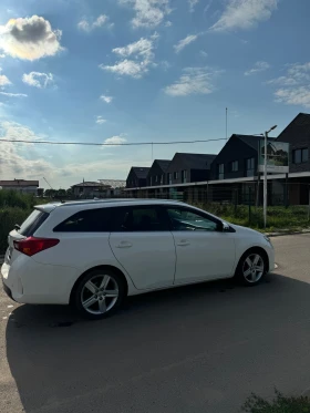 Обява за продажба на Toyota Auris 2.0D ~13 500 лв. - изображение 6