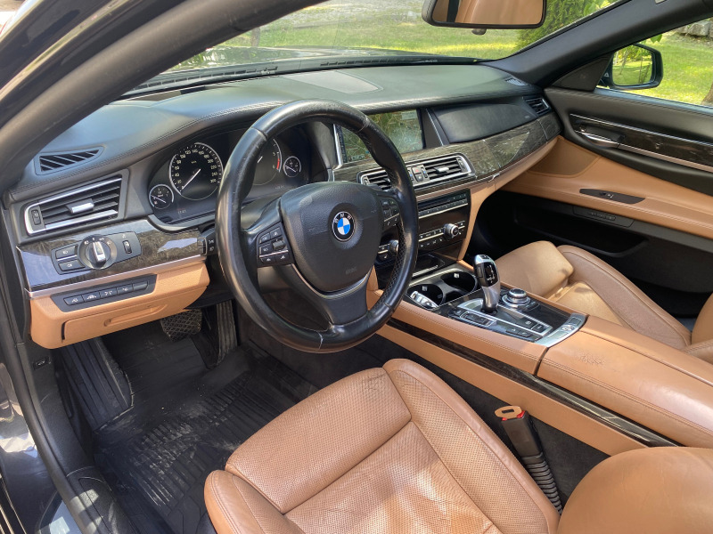 BMW 740 Xdrive, снимка 1 - Автомобили и джипове - 46165073
