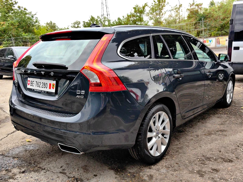 Volvo V60 2.4D5!AWD!!ШВЕЙЦАРИЯ!АВТОМАТИК!КОЖА!!НАВИ!!, снимка 5 - Автомобили и джипове - 47256770