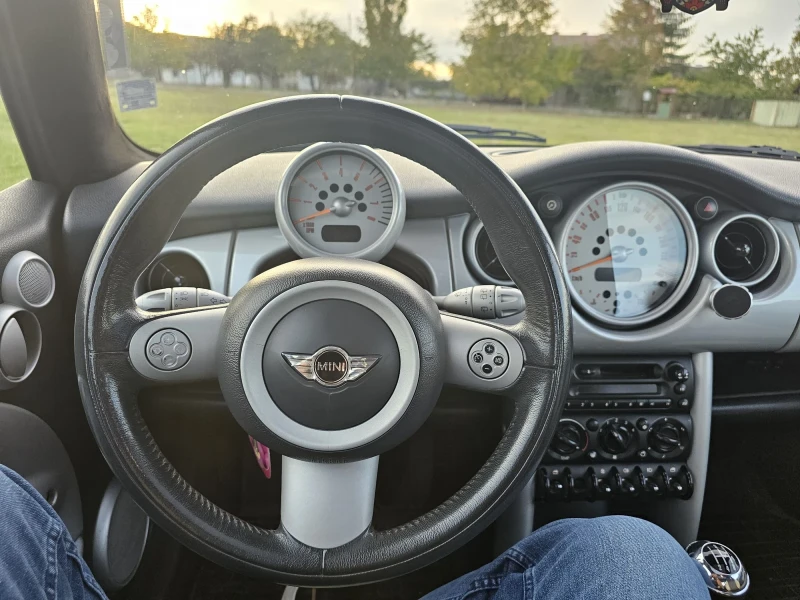 Mini Cooper 1.6i, снимка 10 - Автомобили и джипове - 47622056