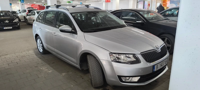 Skoda Octavia 1.6 TDI, снимка 1 - Автомобили и джипове - 49380969