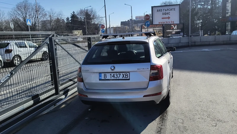 Skoda Octavia 1.6 TDI, снимка 5 - Автомобили и джипове - 48871549