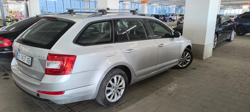 Skoda Octavia 1.6 TDI, снимка 5 - Автомобили и джипове - 49380969