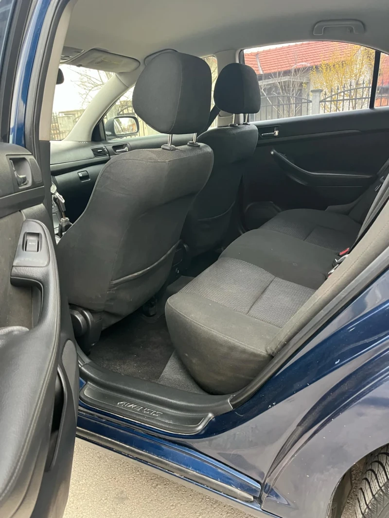 Toyota Avensis 2.0 116 кс дизел, снимка 9 - Автомобили и джипове - 49452896