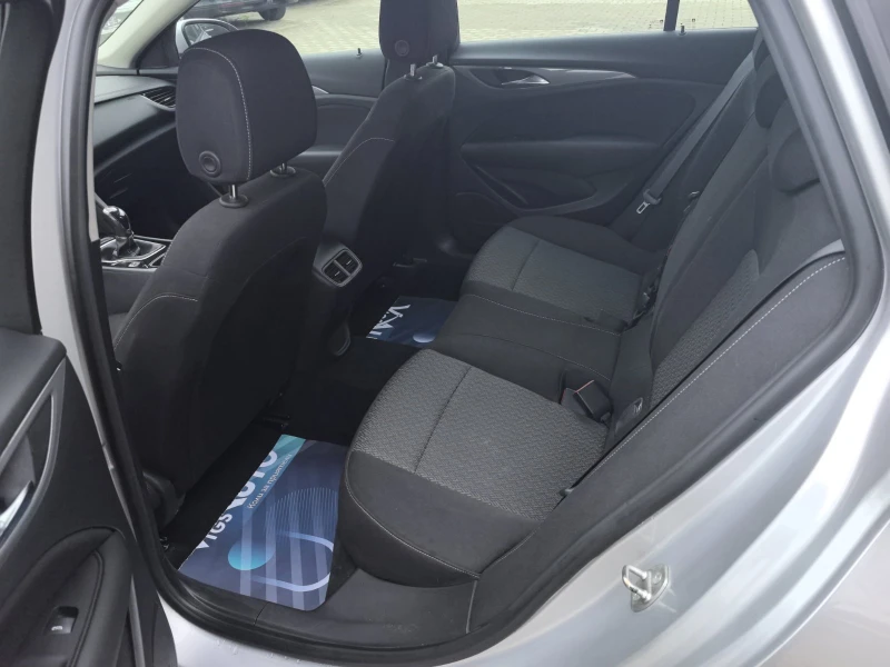 Opel Insignia 1.6, снимка 6 - Автомобили и джипове - 52799871